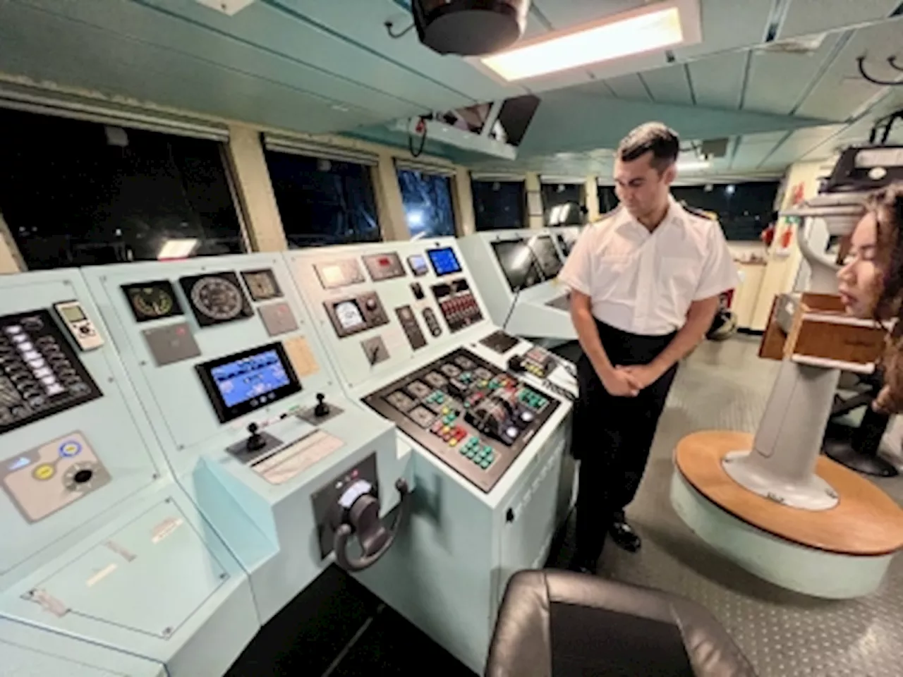 British Royal Navy vessel HMS Spey strengthens UK-Sarawak collaboration with Kuching stop, underscores commitment to East Malaysia ties (VIDEO)