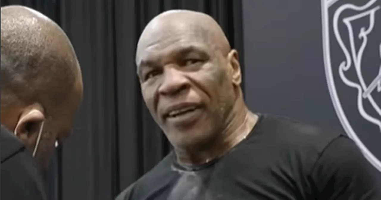 Mike Tyson sends four-word warning as boxing fans fear for Jake Paul