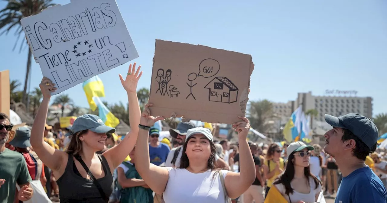 Warning for all tourists visiting Canary Islands as locals shout 'beach is ours'