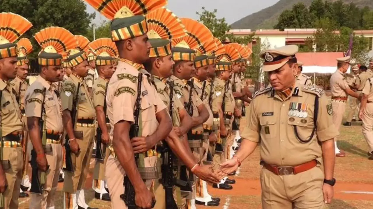 ITBP Recruitment: आईटीबीपी में सब इंस्पेक्टर, हेड कांस्टेबल, कांस्टेबल की भर्ती, 1 लाख से ऊपर मंथली सैलरी