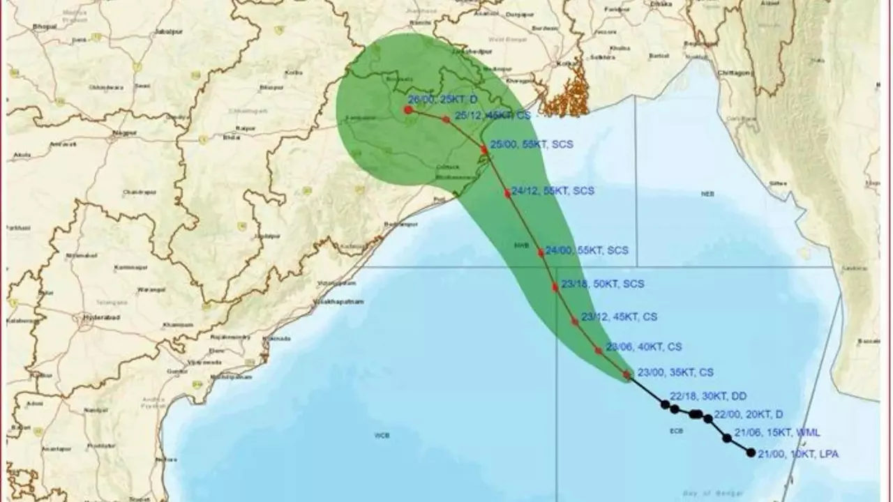 Jharkhand Weather Update: चक्रवात 'दाना' को लेकर झारखंड में ऑरेंज अलर्ट, कई ट्रेनें रद्द