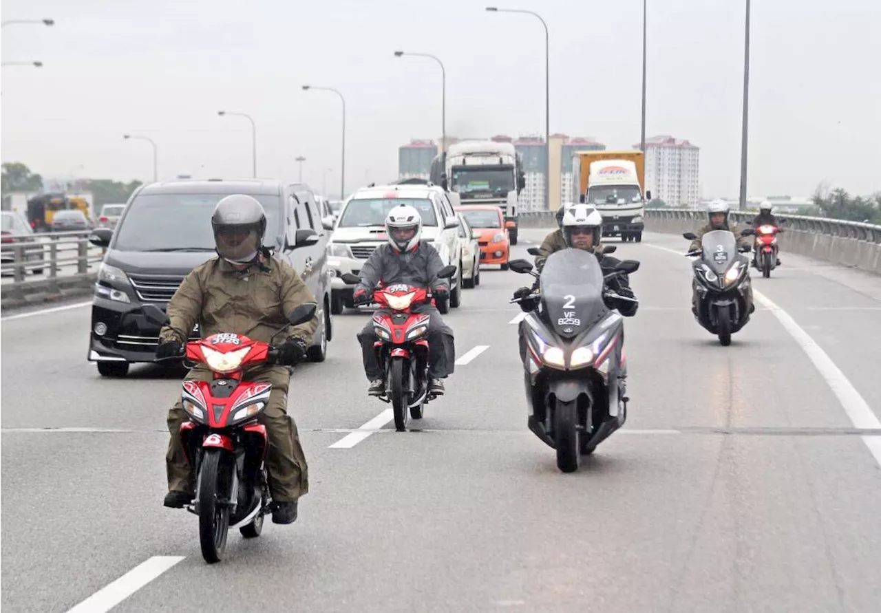 MIROS motorcycle safety survey seeks public views on motorcycle safety equipment and MYMAP rating