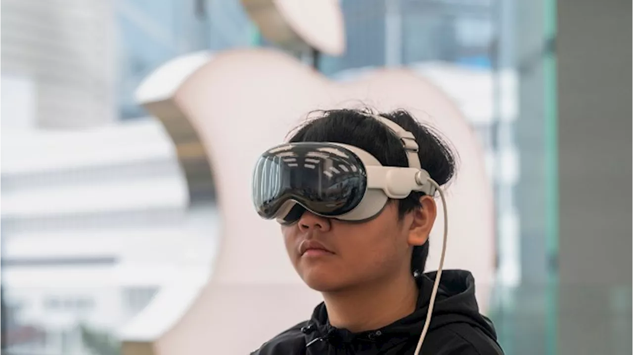 Apple Is Slowing Down Production of Its Vision Pro Headset: Report