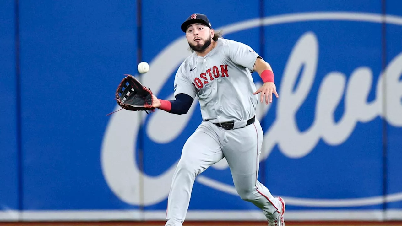 Proposed Red Sox Blockbuster Lands Mariners Superstar For Gold Glove Finalist