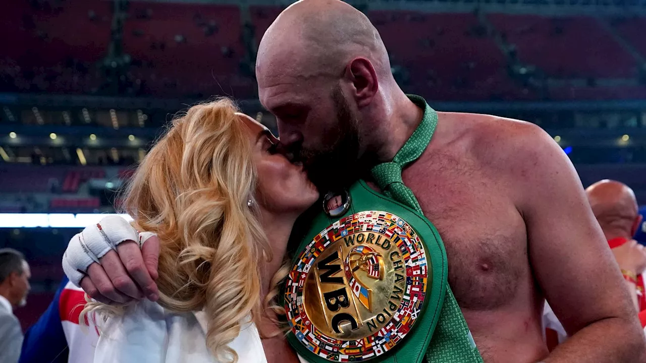 Tyson Fury reveals wife suffered miscarriage just before fight with Oleksandr Usyk in May