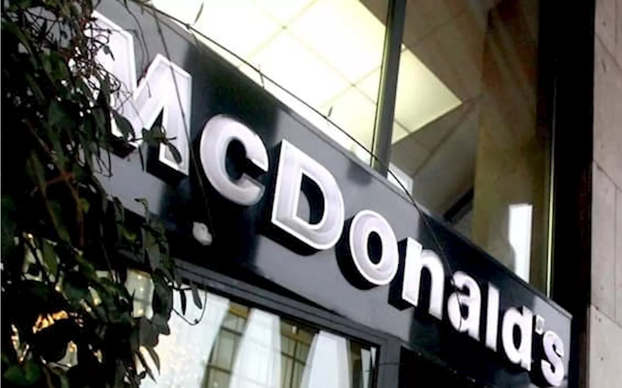 Usa, Escherichia Coli negli hamburger di McDonald's: un morto e 10 ricoverati