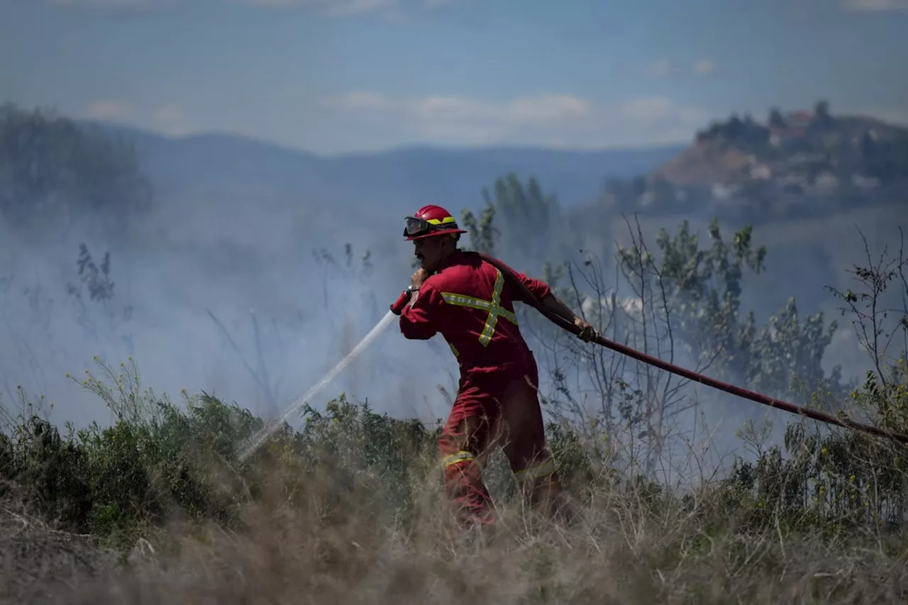 Petition calls for urgent federal action to support wildfire fighters