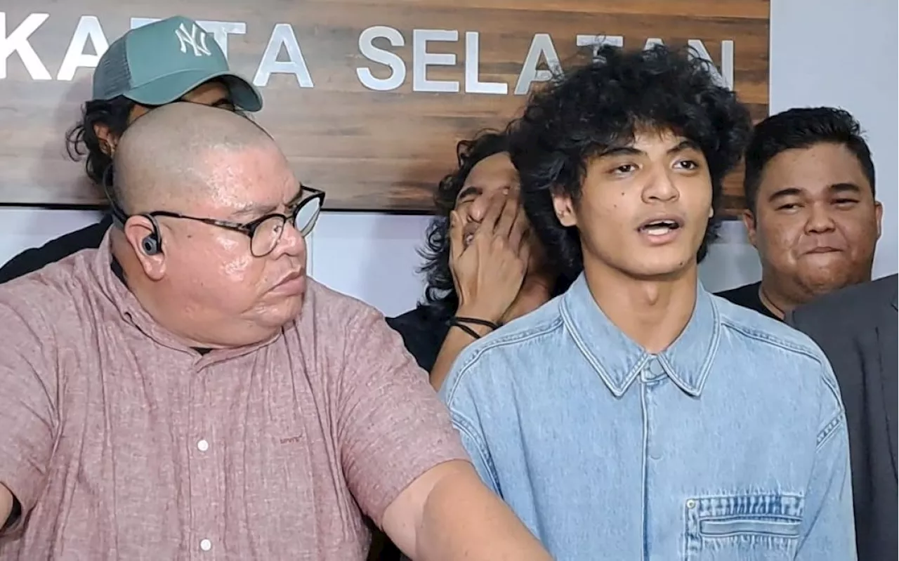 Vadel Badjideh dan Razman Bawa Dokumen untuk Membantah Tuduhan Nikita Mirzani