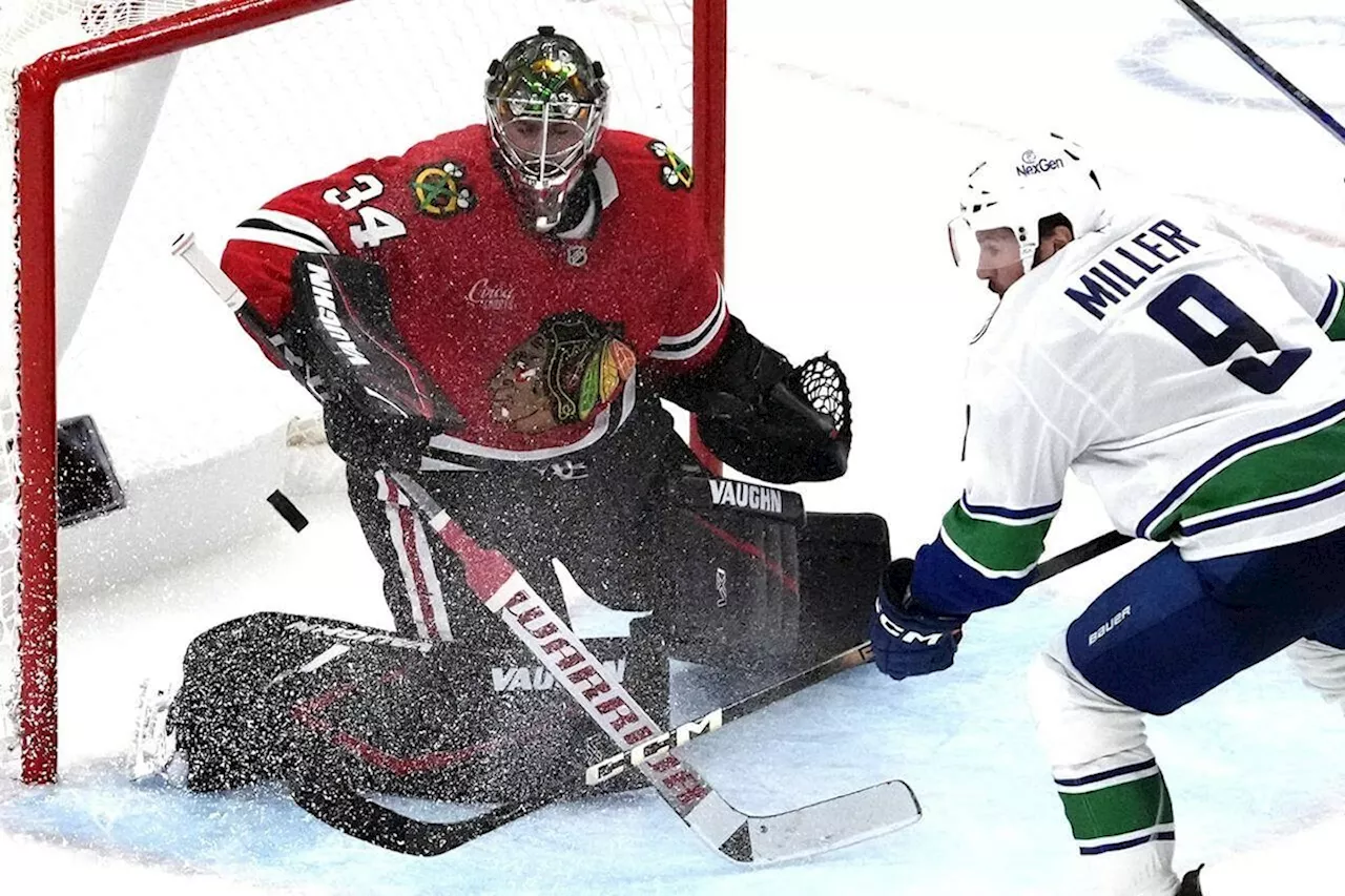 Heinen scores 2 as streaking Canucks beat Chicago Blackhawks 6-3