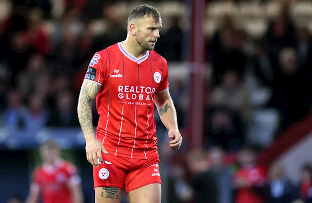 Damien Duff secures Paddy Barrett on new two-year Shelbourne contract