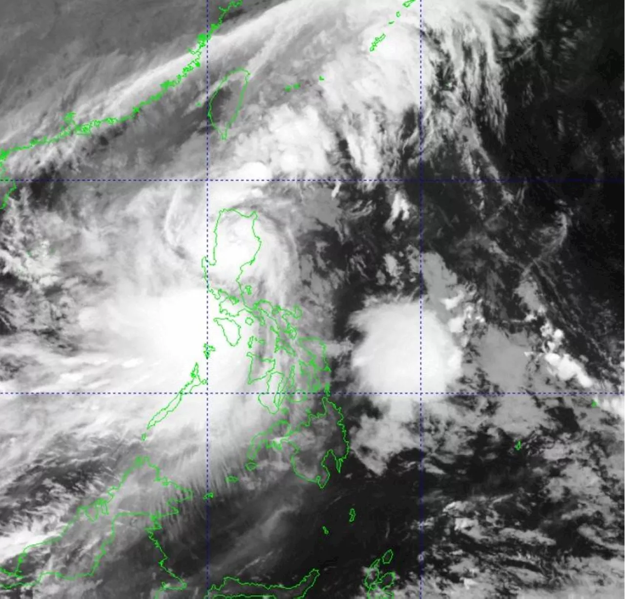 'Kristine' decelerates but Signal No. 3 remains in most of Luzon, No. 2 in Metro Manila