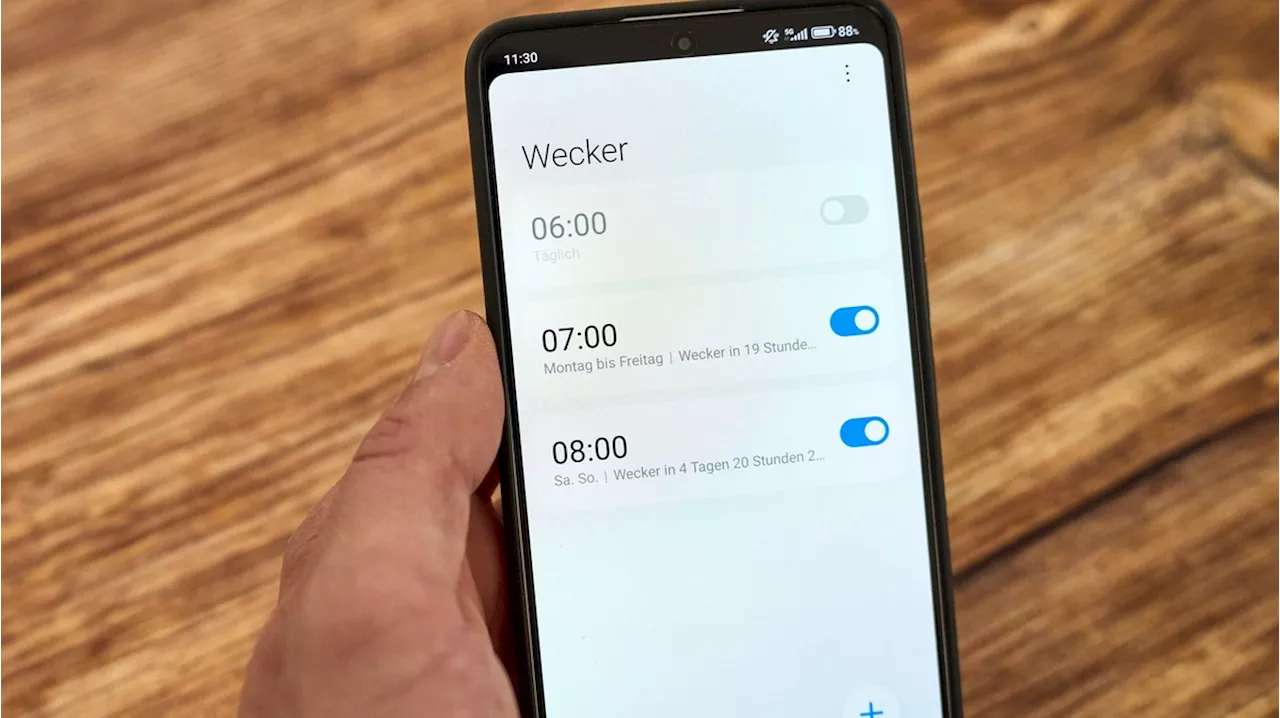 Zeitumstellung Winterzeit: Handys stellen sich nur bei richtiger Einstellung um
