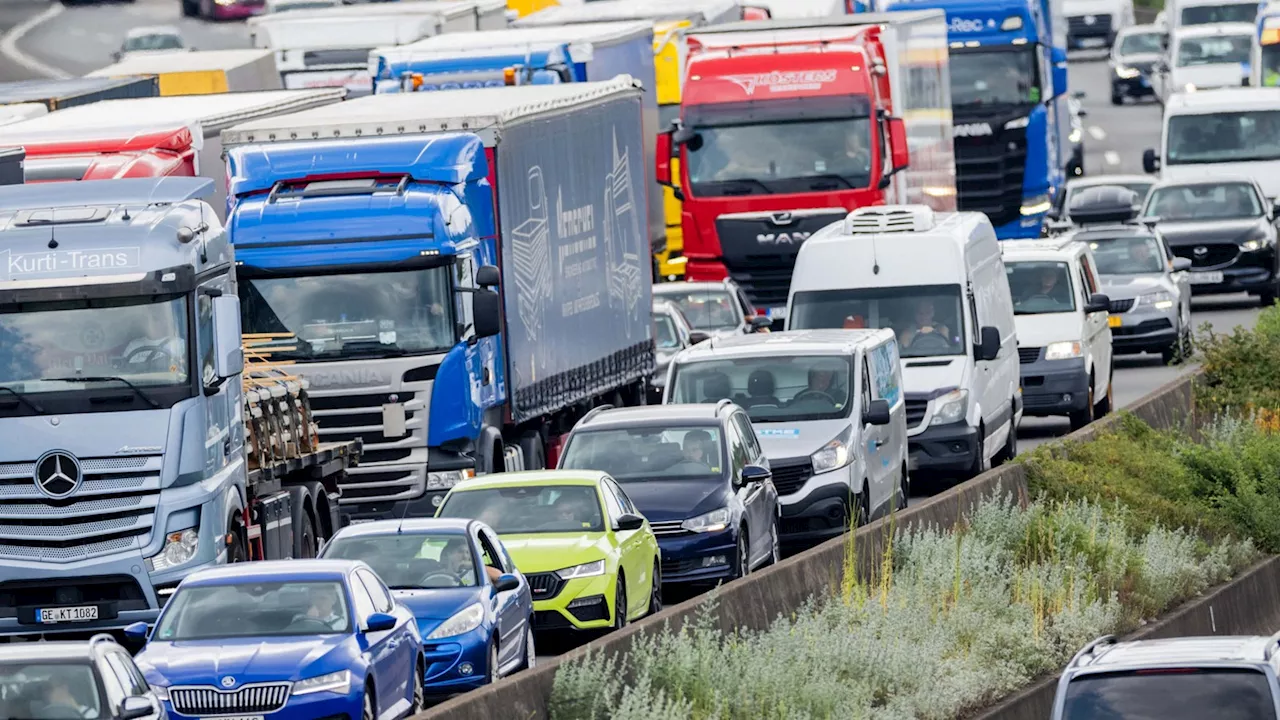 Lange Staus bei Bonn: Mehrere Unfälle auf A59