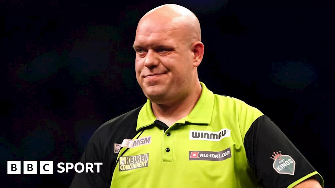 European Championship darts: Michael van Gerwen and Michael Smith win openers in Dortmund