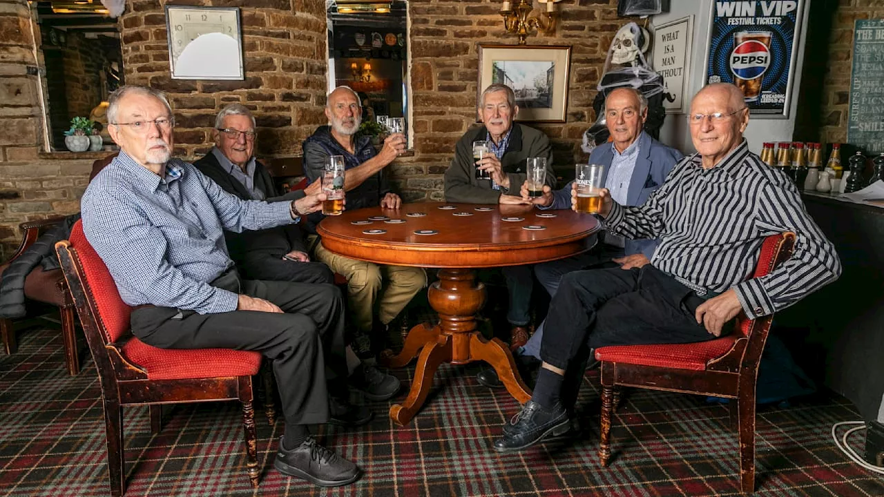 England: Diese Freunde treffen sich seit 56 Jahren donnerstags im Pub