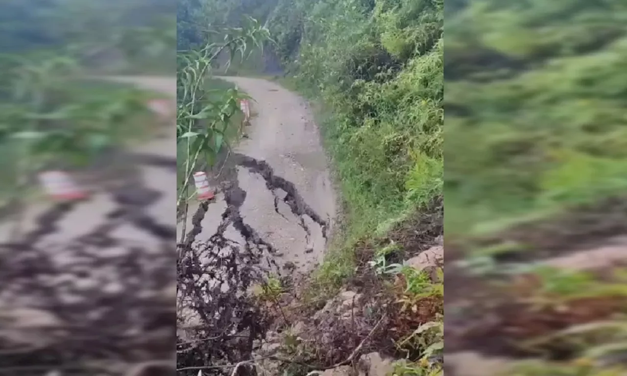 Derrumbe bloquea vía entre Santander y Boyacá; lluvias provocaron emergencia