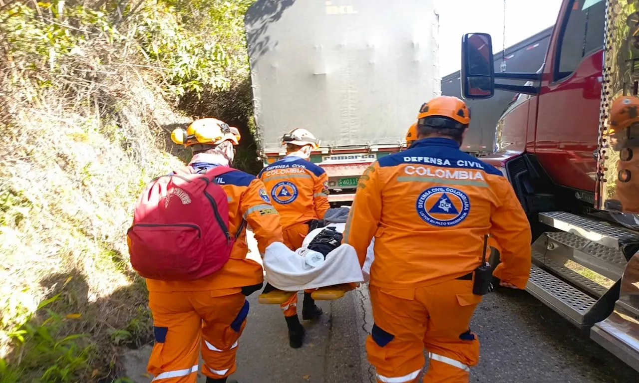 Secretaría de Salud de Santander pide a campesinos en paro permitir paso de ambulancias