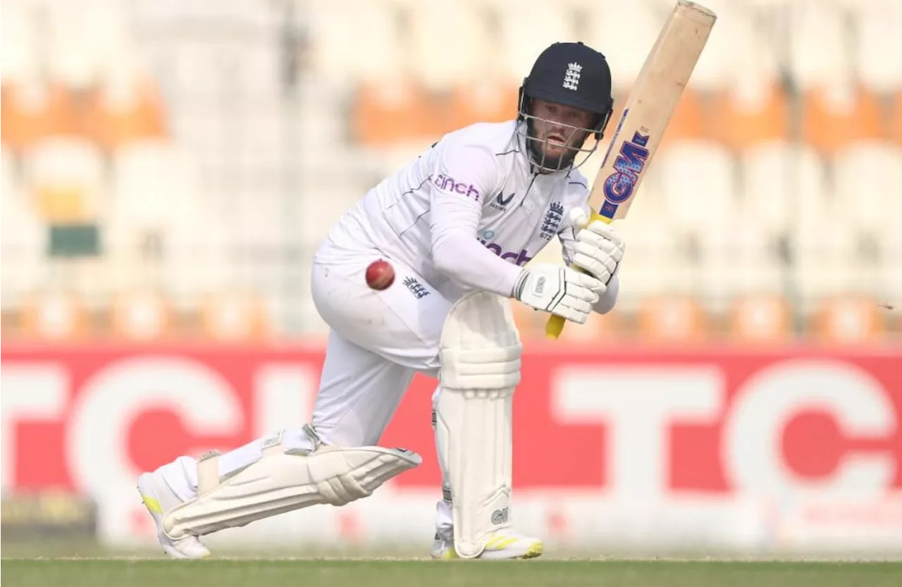 PAK vs ENG: Shan, Saud make Pakistan steady after bowling out England for 267
