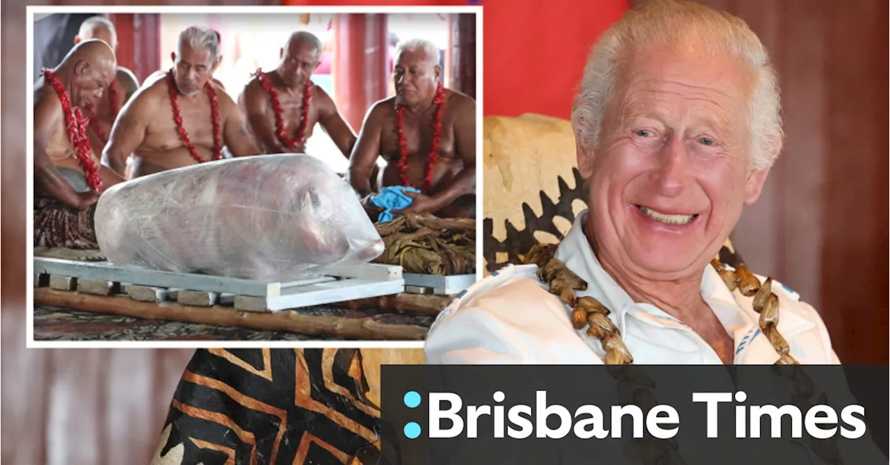 King and Queen gifted a whole pig on state visit to Samoa