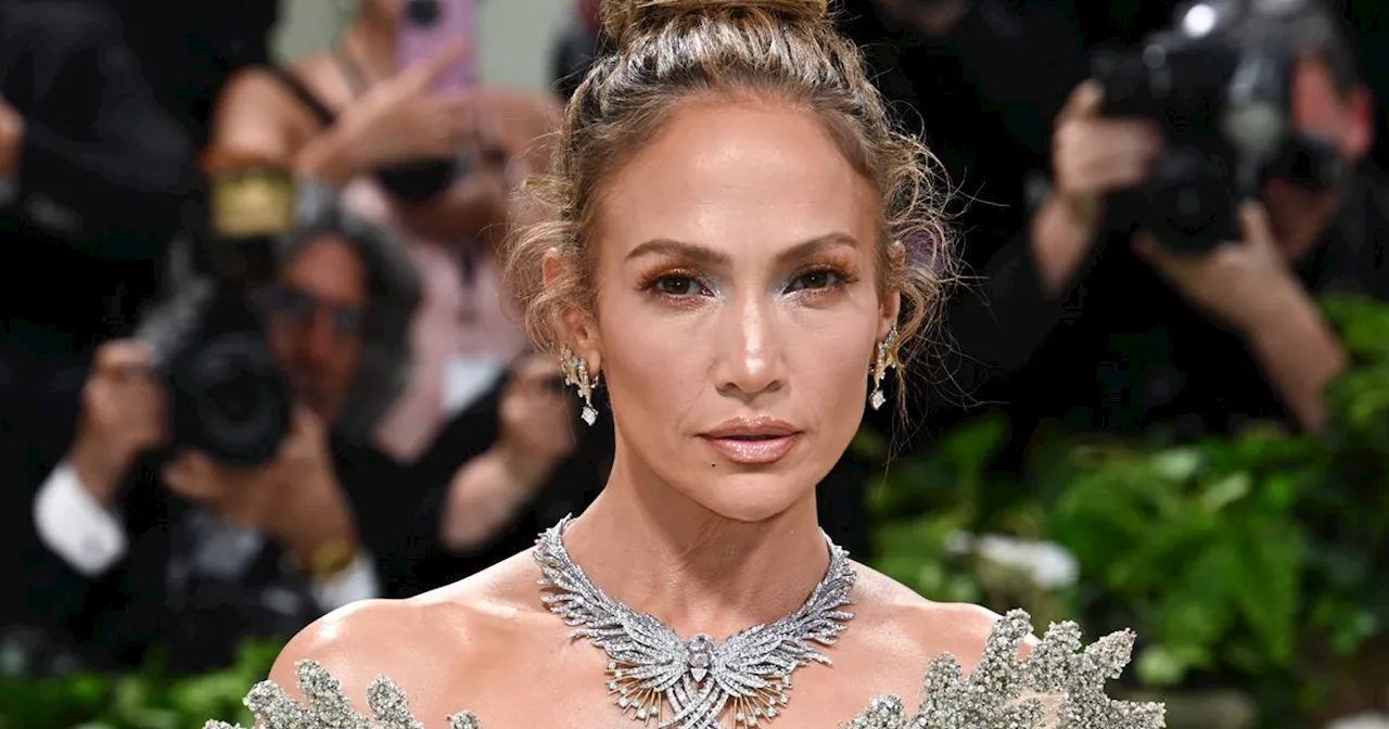 Laut Jennifer Lopez: It-Bags tragen wir jetzt in dieser Farbe