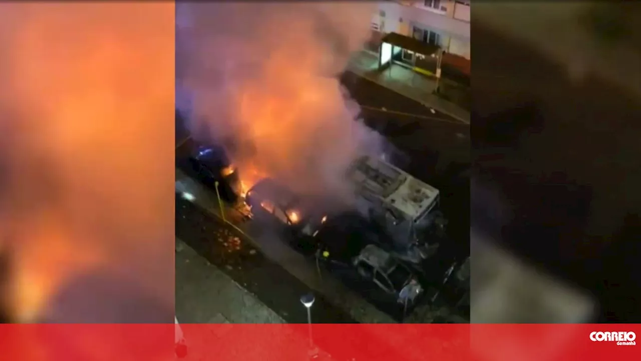 Motorista de autocarro incendiado em Santo António dos Cavaleiros sofreu ferimentos graves e está hospitalizado