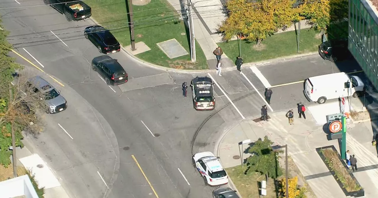 30-year-old man in life-threatening condition after daylight shooting in North York