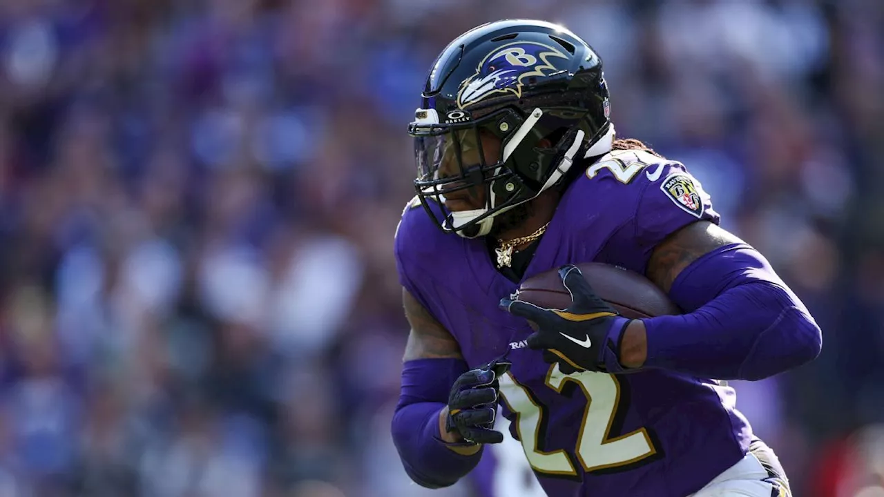 Ravens' Derrick Henry can break rushing record, Lamar Jackson says