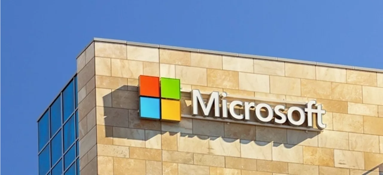 NASDAQ-Titel Microsoft-Aktie in Grün: Microsoft-Chef erwartet rasante Verbesserungen bei Künstlicher Intelligenz