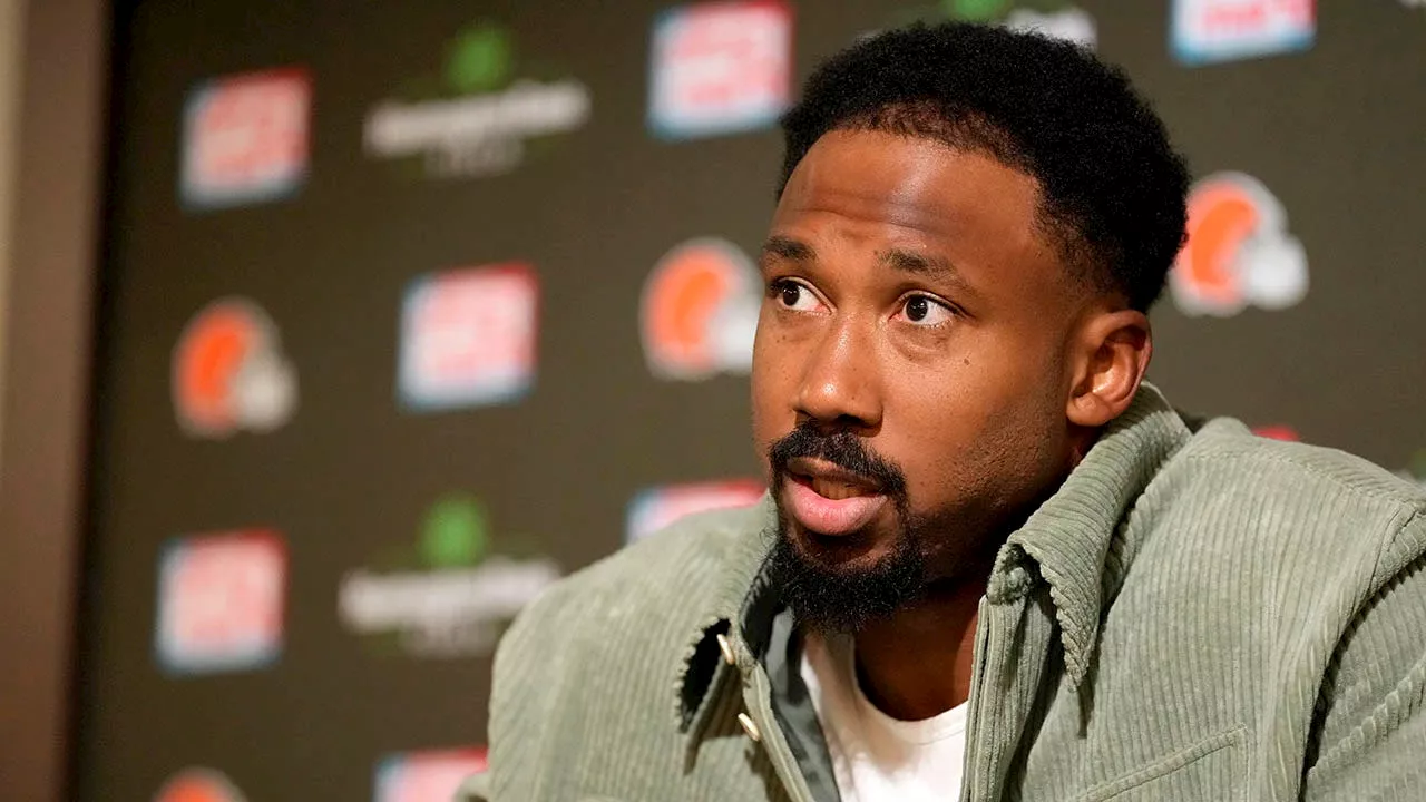 Browns star Myles Garrett sticks up for embattled Deshaun Watson amid QB's season-ending injury