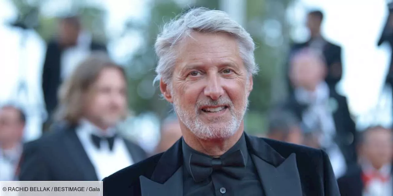 – Antoine de Caunes père d’un ado de 16 ans : “Il faut se tenir soi, et le tenir lui”