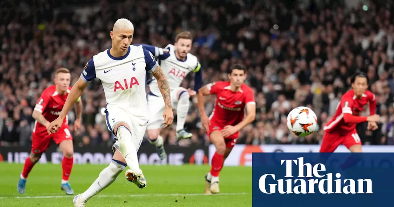 Richarlison on spot to sink AZ and keep up Tottenham’s perfect start