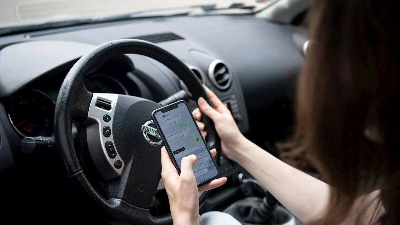 Ablenkung Unfallursache Nr.1 - 90 Tote – doch aufs Handy verzichtet im Auto kaum wer