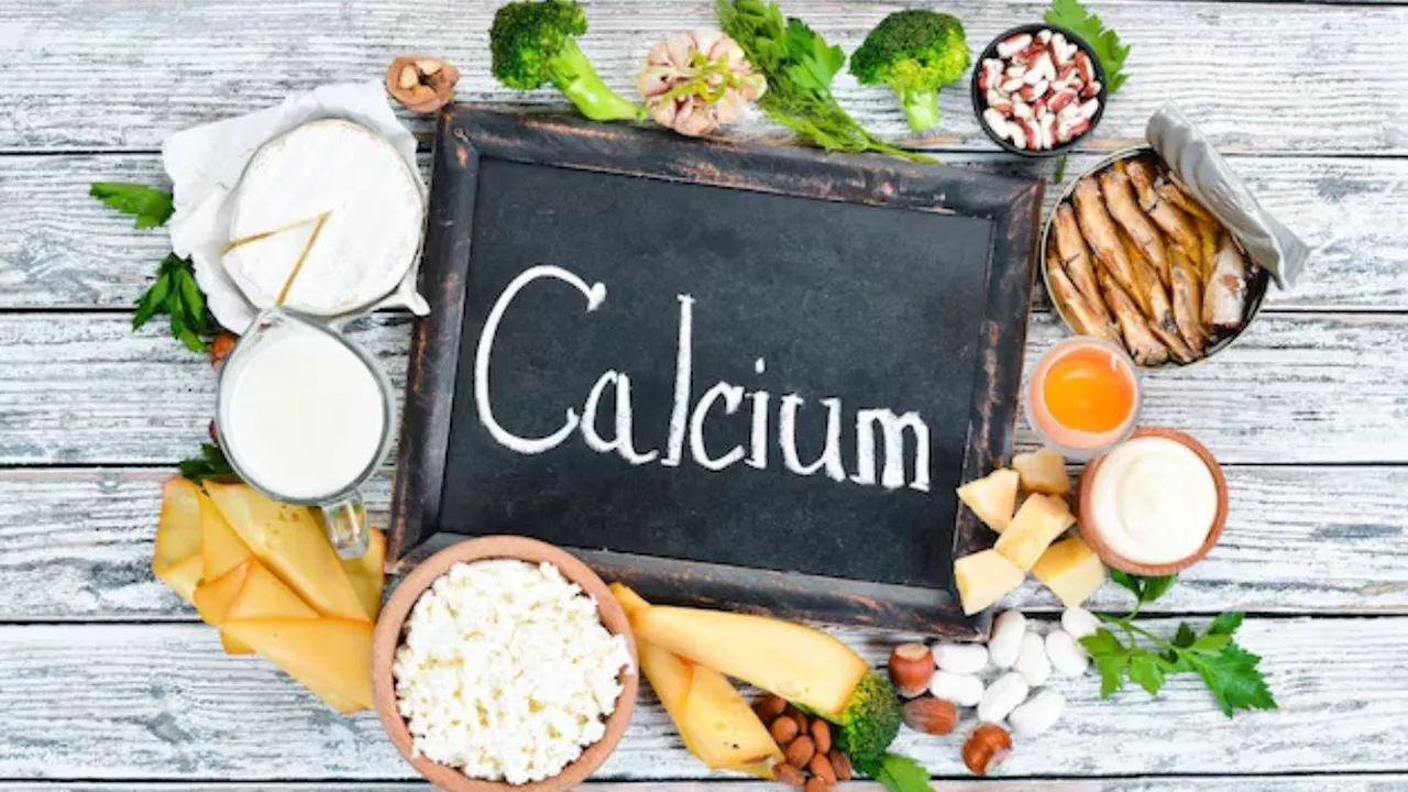 शरीर में नहीं होगी Calcium की कमी, बस डाइट में आज से ही शामिल कर लें ये 10 फूड्स