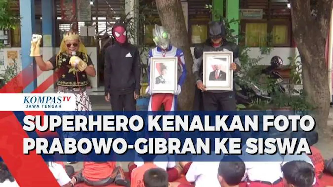 Superhero Kenalkan Foto Prabowo-Gibran ke Siswa