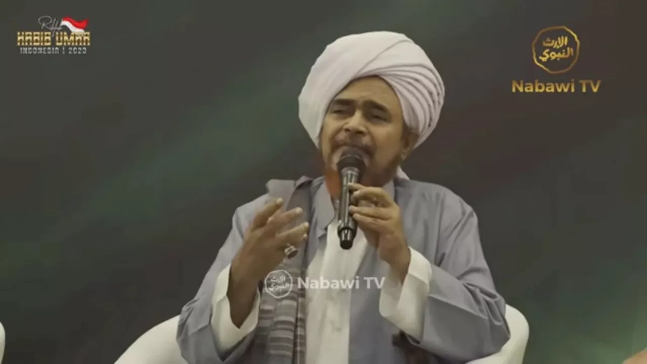 Jelang Akhir Zaman, Ini 2 Amalan yang Perlu Ditingkatkan dari Habib Umar bin Hafidz