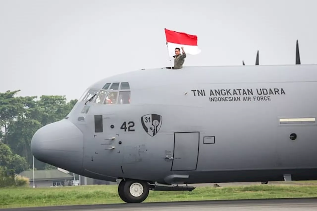 Naik Pesawat Super Hercules, Menteri Kabinet Merah Putih Bertolak ke Magelang