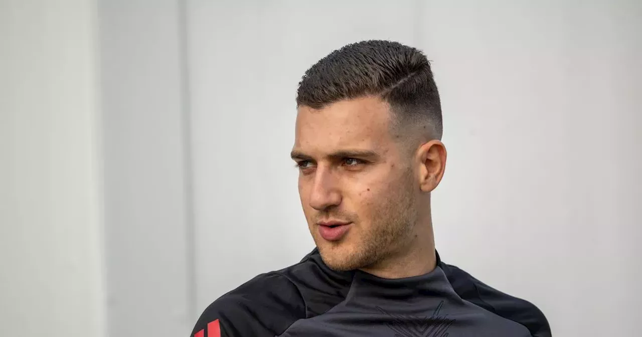 Dalot in Man United team news update for Fenerbahce amid huge Ten Hag decision