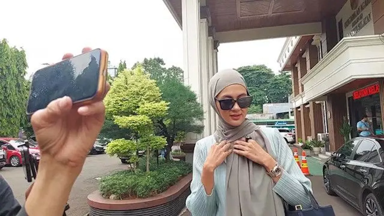 Wajah Sendu Paula Verhoeven Usai Hadiri Sidang Perceraian dengan Baim Wong