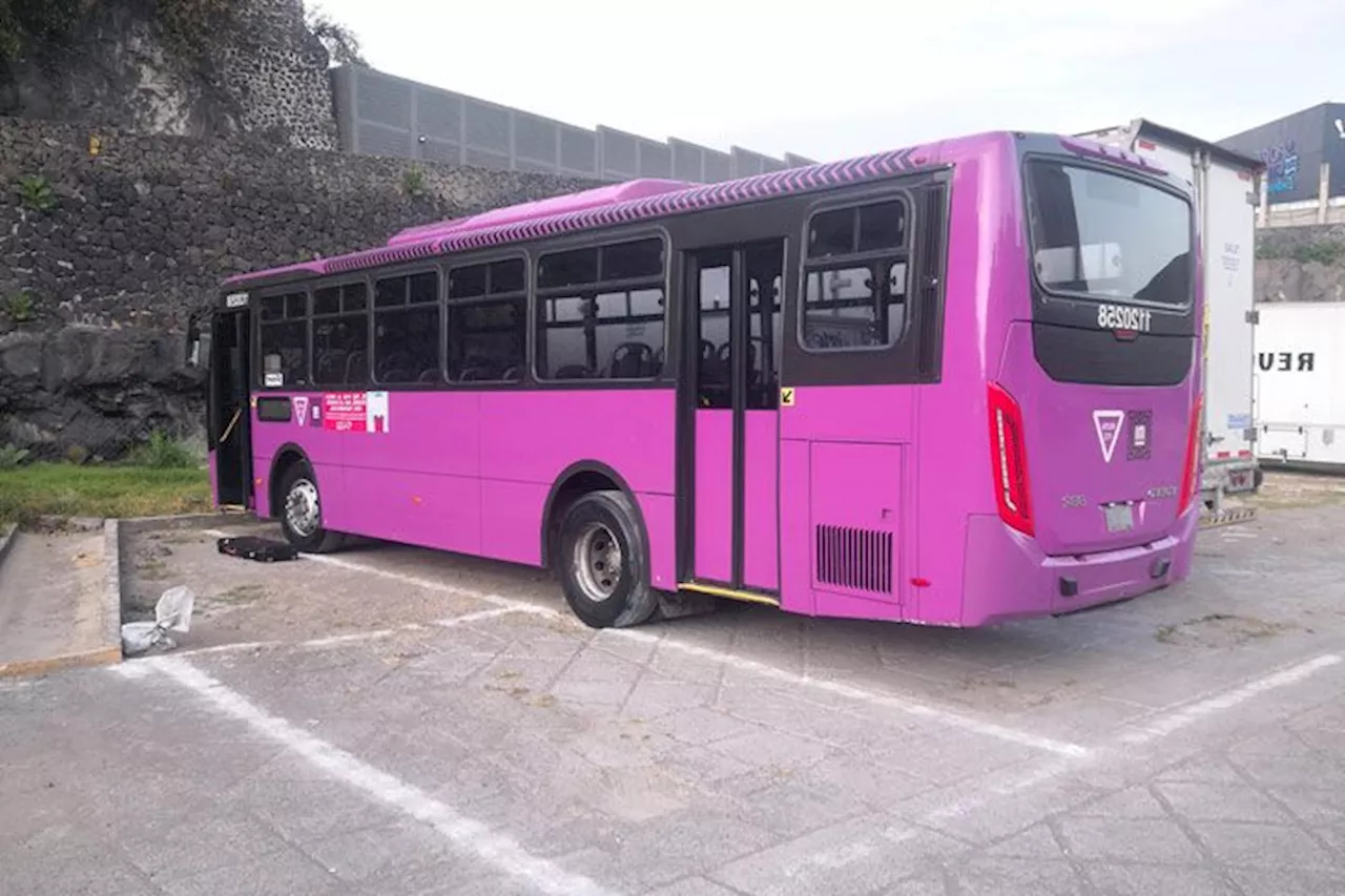 Hombres roban unidad de transporte público en la Miguel Hidalgo; los rastrean hasta la Roma