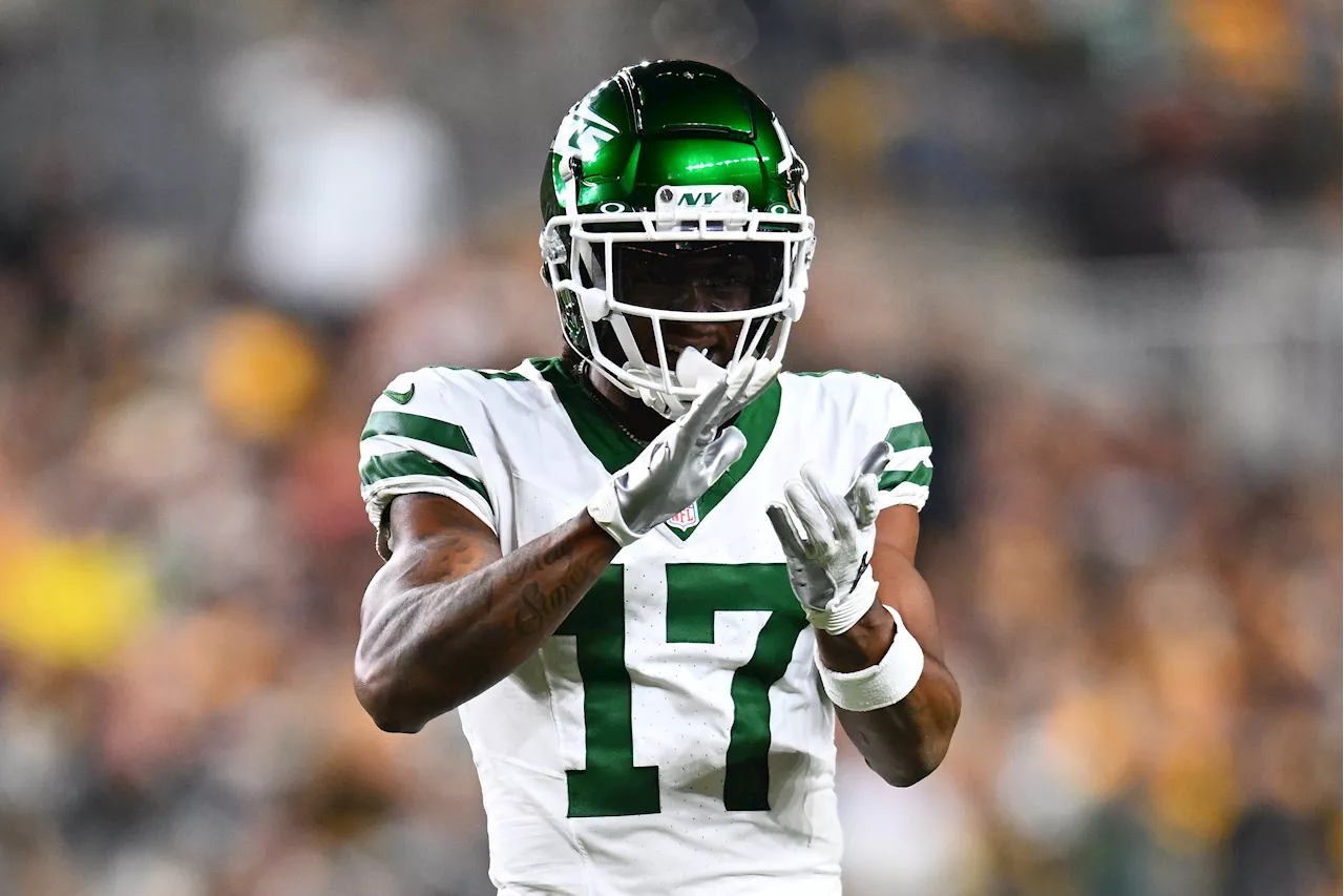 Jets Star Davante Adams Calls Out Team For Lack Of Energy and Urgency