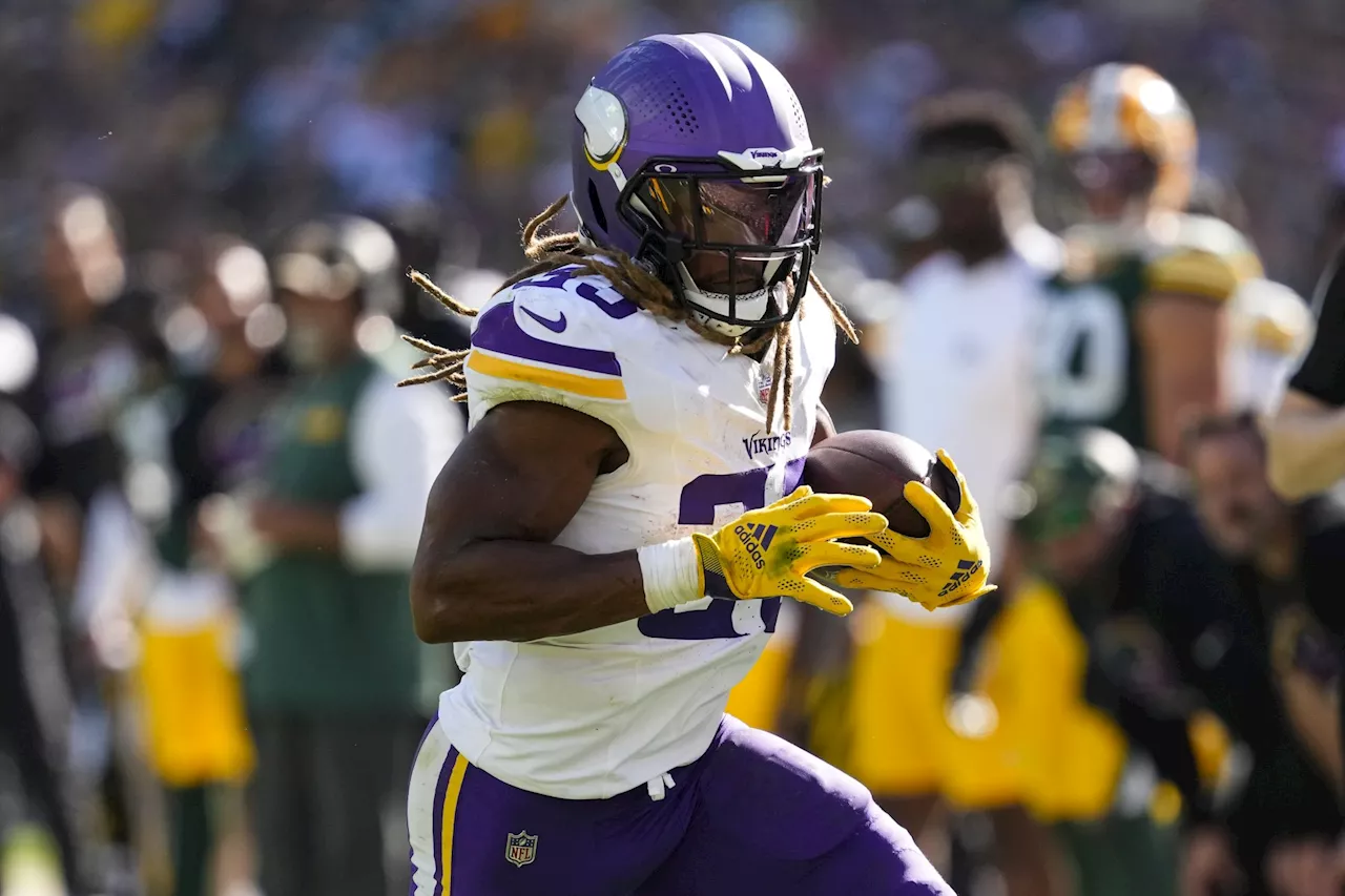 Vikings vs. Rams player props: NFL 'Thursday Night Football' predictions, picks