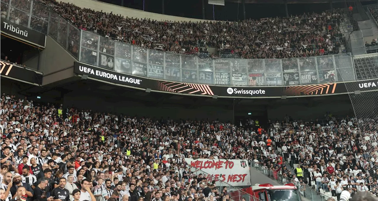 – Besiktas : la banderole insultante des supporters turcs en plein Lyon