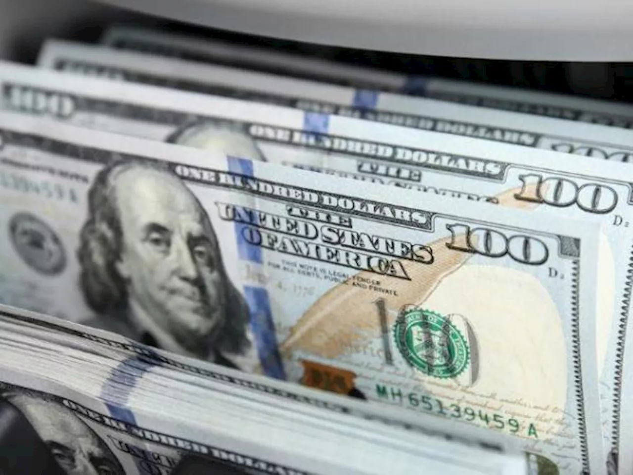 El precio del dólar en Colombia no para y ya superó los 4.300 pesos