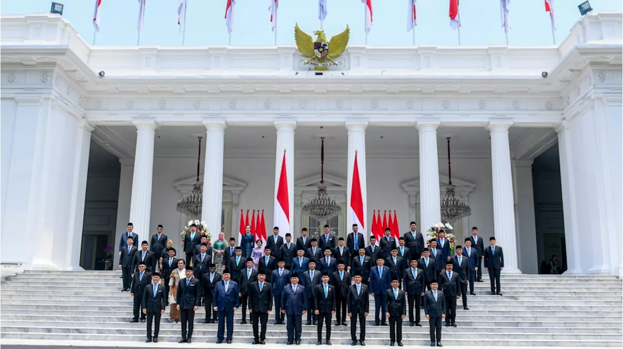 Jajaran Menteri dan Wamen Kabinet Prabowo Berangkat Ke Akmil Magelang Siang Ini