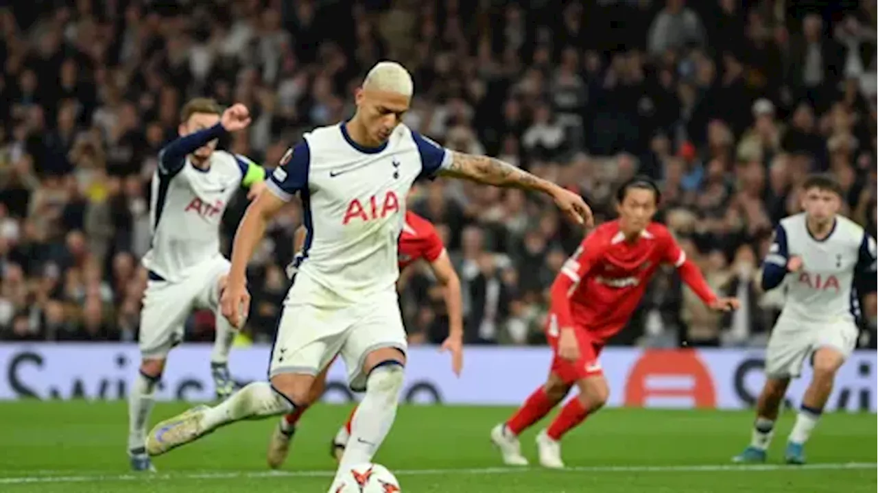 Spurs march on in Europa League as Mourinho sees red against Man Utd