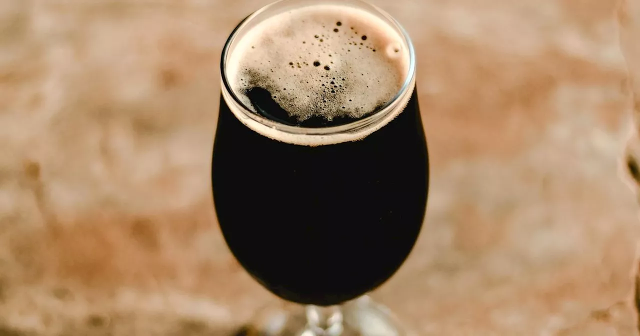 Veckans bästa öl: Ölexperten tipsar om åtta svenska porter och stout.