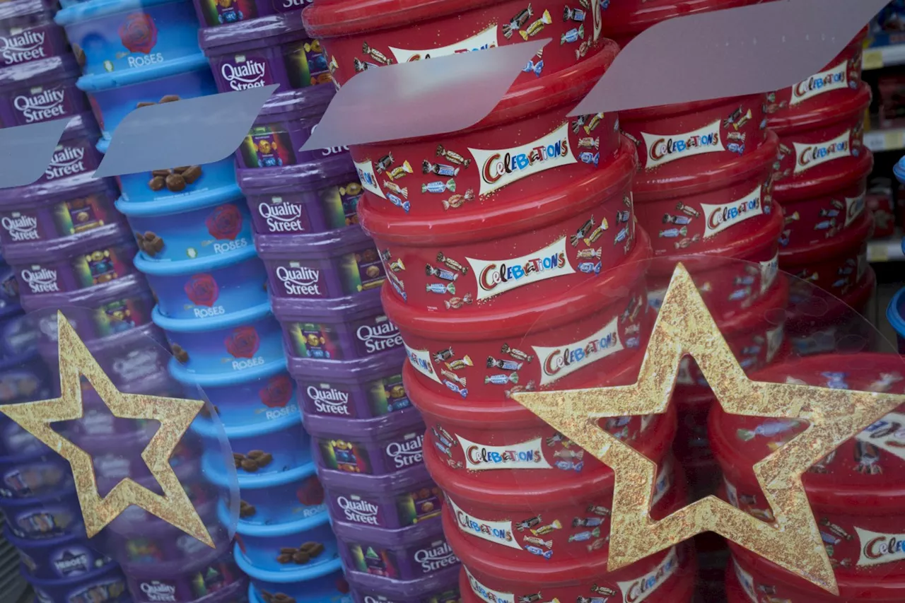 Supermarket giant slashes Christmas tubs to just £2.50 – it’s the cheapest around and it’s not Aldi or Tesc...