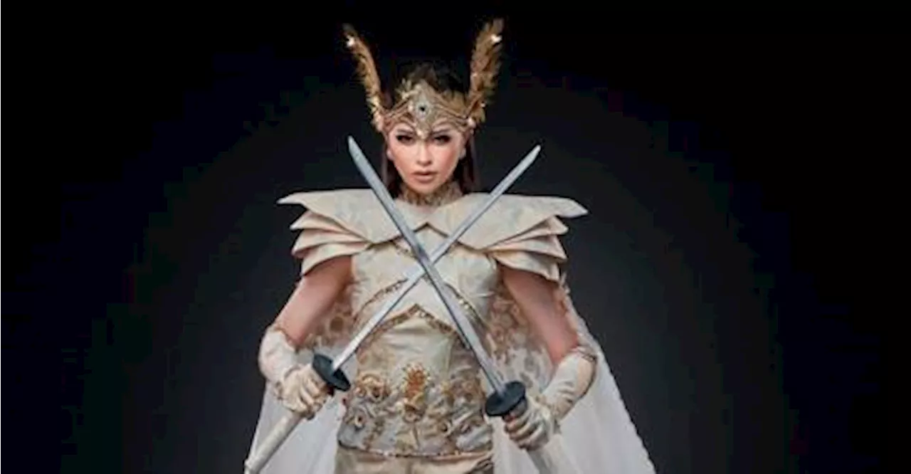 Miss Universe Malaysia unveils national costume