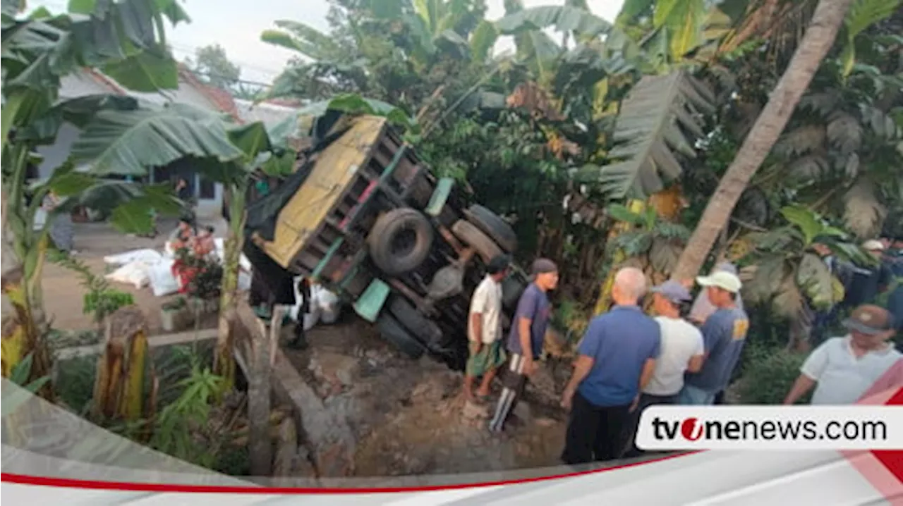 Kecelakaan Beruntun Bus dan 2 Truk di Lumajang, Sopir Truk Tewas, 3 Luka-luka