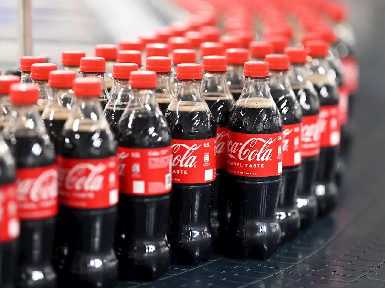 Coca-Cola-Rückruf im Handel läuft unter Hochdruck